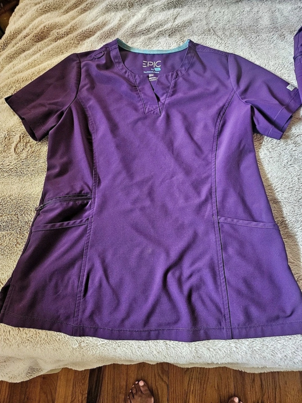 EPIC Purple Short Sleeve Scrub Top Like New